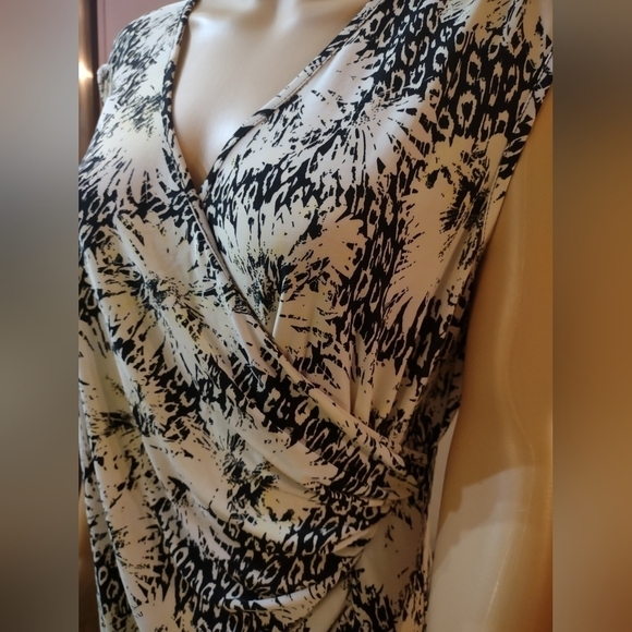 Mue Gabrielle women's size large knee length dress floral - Picture 2 of 5